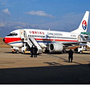 虹桥空运代理航空快运业稳步发展的原因是什么？